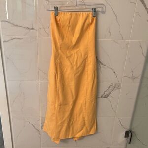 Meshki Kyleigh Linen Strapless Midi Dress